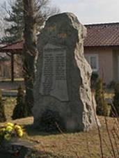 Libi�any pomn�k padl�m.JPG
