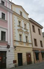 M�stsk� d�m, Sv. Ane�ky �esk� 33, Pardubice.JPG