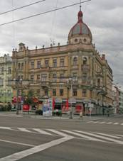 Pal�c na Kope�ku, t�. M�ru 58, Pardubice.JPG