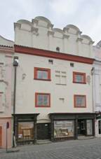 M�stsk� d�m, Pern�t�nsk� n�m. 47, Pardubice.JPG