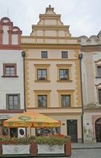M�stsk� domy (Pardubice), Pern�t�nsk� n�m. 58 a 59.JPG