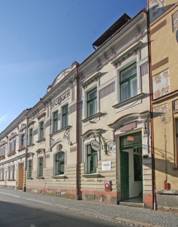M�stsk� d�m, Jind�i�sk� 747, Pardubice.JPG