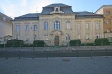 M�stsk� d�m, U Divadla 784, Pardubice.JPG