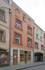 M�stsk� d�m, Zelenobransk� 73 a 74, Pardubice.JPG