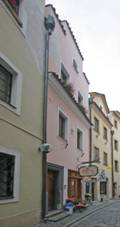 M�stsk� d�m, Bartolom�jsk� 85, 86 a 87, Pardubice.JPG