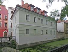 M�stsk� d�m, Kosteln� 108, Pardubice+.JPG