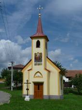Kaple v ��stkovic�ch