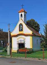 Koz�rovice, chapel.jpg