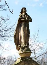 Chroustov, Dvo�i�t�, Virgin Mary.jpg