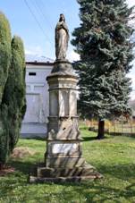 https://upload.wikimedia.org/wikipedia/commons/thumb/9/99/Kn%C4%9B%C5%BEice%2C_Osek%2C_Virgin_Mary.jpg/800px-Kn%C4%9B%C5%BEice%2C_Osek%2C_Virgin_Mary.jpg