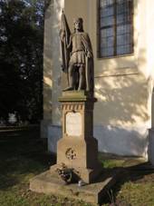 Pod�brady - socha sv.  V�clava.JPG