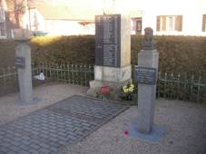 Sokolec CZ war memorial 095.jpg