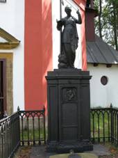 http://www.hartmanice.net/data2/kaple/obr1/hrob.jpg