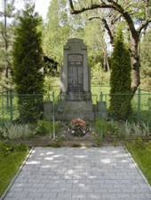 http://www.obec-kamenec.cz/obec/foto/leto/p5125189.jpg
