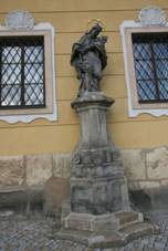 File:Socha sv. Jana Nepomuck�ho (Poli�ka).JPG
