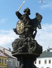 Kr�sn� �esko - turistick� pr�vodce s rozs�hlou datab�z� ubytov�n�,  restaurac�, pam�tek a sportovi��.