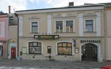 File:M�stsk� d�m s restaurac� (Poli�ka), n�m. Palack�ho 18.JPG