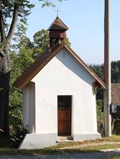 Chapel in Hradcany, part of Bosice village in 2011.JPG