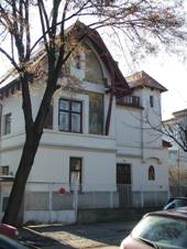 Koulova vila Slavickova Prague 6029.JPG