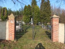 Hvozdnice-2014-03-30-Hrbitov-Obr02.JPG