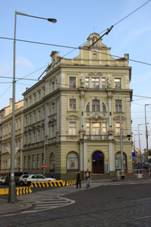 Praha, Nusle, rohov� d�m.jpg