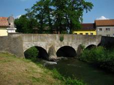 https://d34-a.sdn.cz/d_34/c_A_C/VfxFIW.jpeg?fl=res,2200,2200,1
