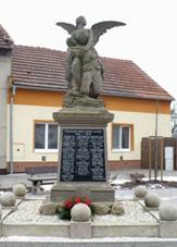 https://d34-a.sdn.cz/d_34/c_img_G_H/lIxtlY.jpeg?fl=res,2200,2200,1
