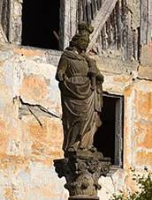 Kov��sk� 2018-04-29 Sloup se sochou Panny Marie.jpg
