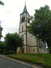 https://d34-a.sdn.szn.cz/d_34/c_img_E_B/ifuPI.jpeg?fl=res,667,500,1