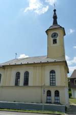 https://upload.wikimedia.org/wikipedia/commons/thumb/1/18/Bediho%C5%A1%C5%A5%2C_okres_Prost%C4%9Bjov_%281%29.JPG/800px-Bediho%C5%A1%C5%A5%2C_okres_Prost%C4%9Bjov_%281%29.JPG