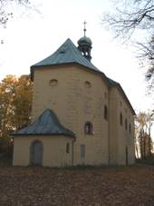 Kostelik-na-vrchu-Tabor.jpg