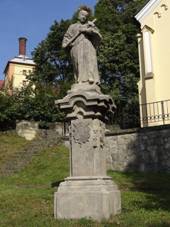 Mal� Sk�la - socha svat�ho Aloise (1).jpg
