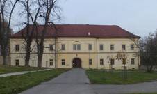 Msec-2017-11-04-ZamekOdZapadu.jpg