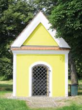 Kaple P. Marie Bolestn� (�tarnov).JPG