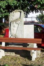 Pomn�k padl�m v T��klasovic�ch (Q80459758).jpg