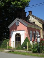 Mar�ovy Chody, kapli�ka.jpg