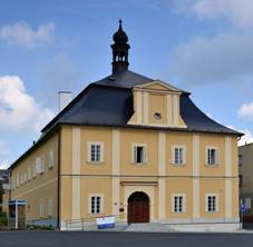 Tepl� - radnice.jpg