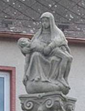 https://upload.wikimedia.org/wikipedia/commons/thumb/0/0e/Bo%C5%99islav_Pieta.JPG/800px-Bo%C5%99islav_Pieta.JPG