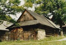 http://mujweb.cz/obec.hrcava/foto/drevenice2.jpg