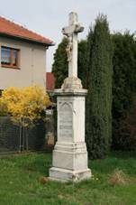 Kaly, k�� u zast�vky (0235).jpg