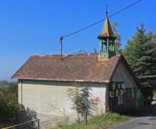 https://upload.wikimedia.org/wikipedia/commons/thumb/3/39/Radostn%C3%A1_pod_Koz%C3%A1kovem%2C_Koz%C3%A1kov%2C_old_fire_house.jpg/1280px-Radostn%C3%A1_pod_Koz%C3%A1kovem%2C_Koz%C3%A1kov%2C_old_fire_house.jpg