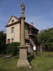 Vranov� 2.d�l - mari�nsk� sloup a d�m �p. 163.jpg