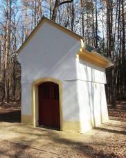 Byst�ice pod Lopen�kem, kaple Nanebevzet� Panny Marie (1).JPG