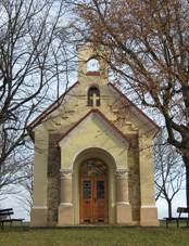 https://upload.wikimedia.org/wikipedia/commons/thumb/8/86/Kaple_Nejsvetejsi_Trojice_Nivnice.jpg/1024px-Kaple_Nejsvetejsi_Trojice_Nivnice.jpg