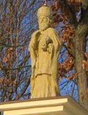 http://www.stavela.cz/petr/pestovani-vinne-revy/Sloup_se_sochou_sv_Urbana_Velky_Orechov.jpg