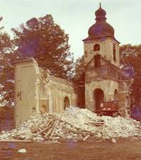 http://www.znicenekostely.cz/image.php?id=143380&h=800