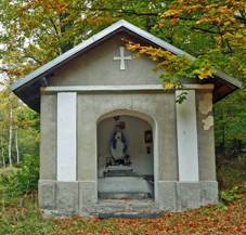 https://upload.wikimedia.org/wikipedia/commons/thumb/b/ba/KulmerKapelle.jpg/1280px-KulmerKapelle.jpg
