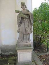 https://upload.wikimedia.org/wikipedia/commons/thumb/6/6a/Strkovice_sv._Jan.JPG/800px-Strkovice_sv._Jan.JPG
