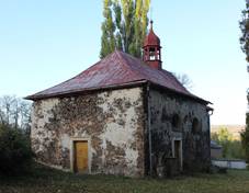 https://upload.wikimedia.org/wikipedia/commons/thumb/1/15/Luka_%28Veru%C5%A1i%C4%8Dky%29%2C_h%C5%99bitov%2C_kaple_%282%29.jpg/800px-Luka_%28Veru%C5%A1i%C4%8Dky%29%2C_h%C5%99bitov%2C_kaple_%282%29.jpg