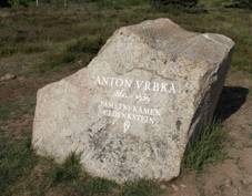 Znojmo - pam�tn� k�men Antona Vrbky obr2.jpg